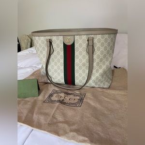 GUCCI Tote Bag *Authentic*